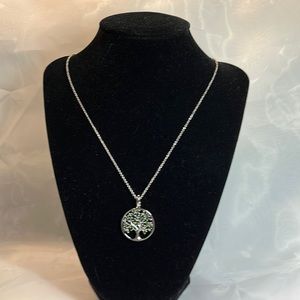 Beautiful Tree of Life Necklace